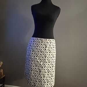 Ann Taylor Black and Cream A-Line Skirt New With Tags